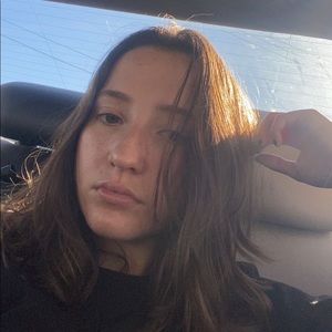 Meet your Posher, Isabel